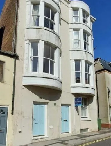 Daire Seawood Scarborough